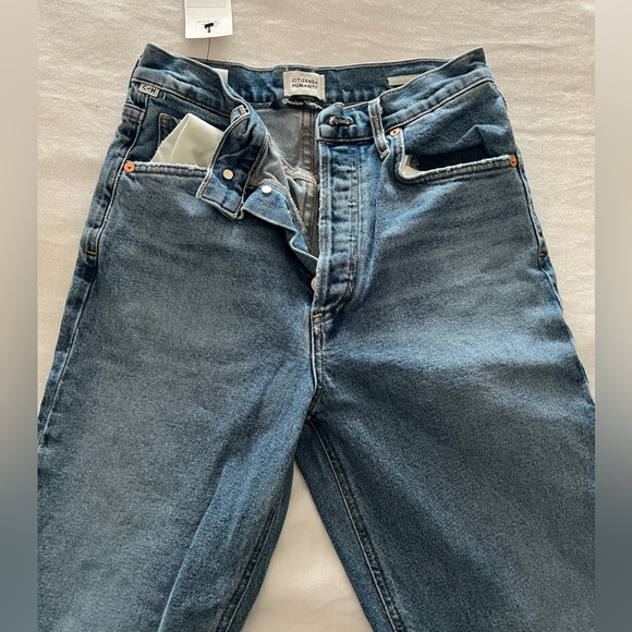 Jeans - Picture 2 of 6